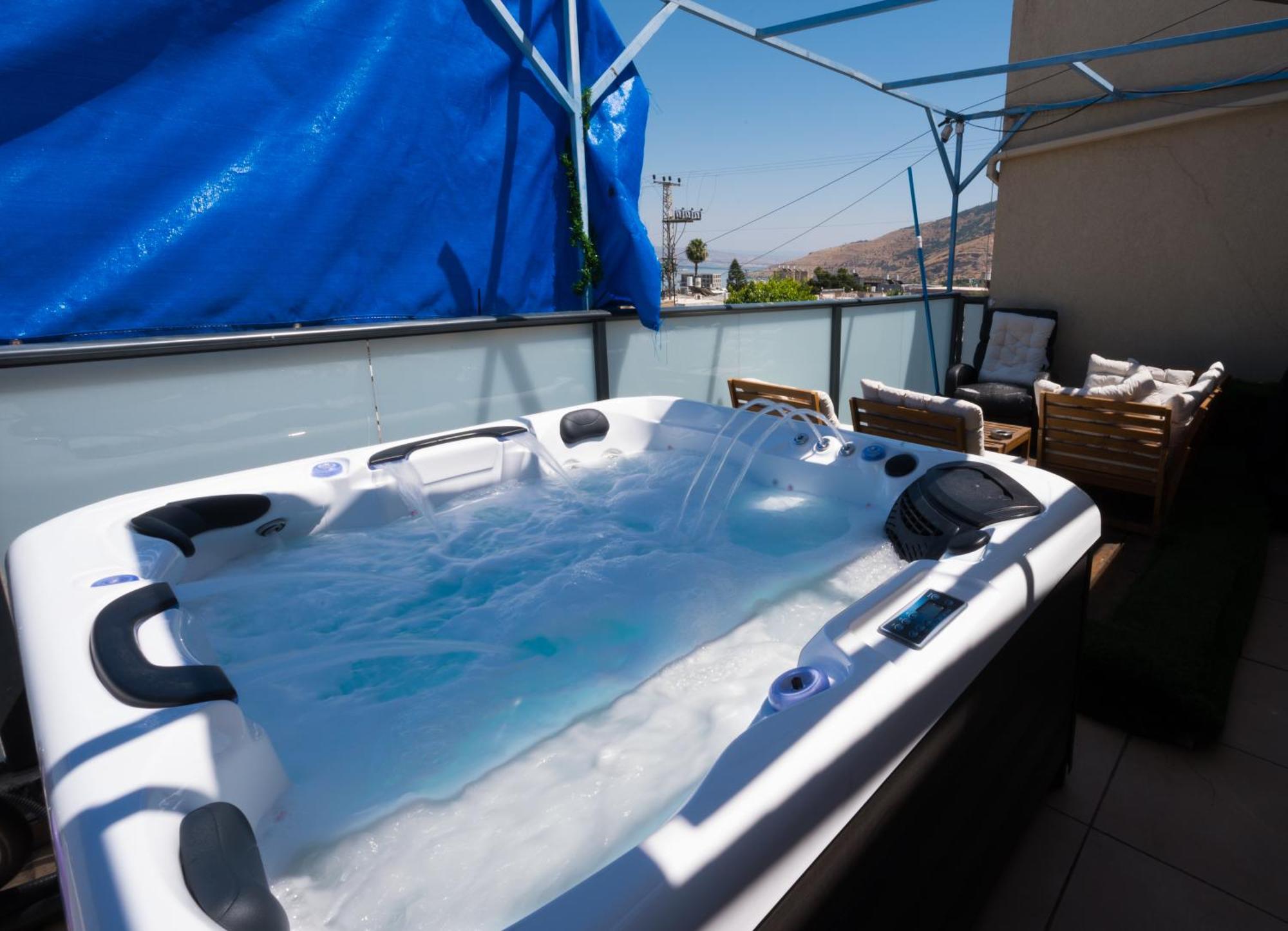 Levication 2 Bedrooms Pool&Jacuzzi Τιβεριάδα Εξωτερικό φωτογραφία